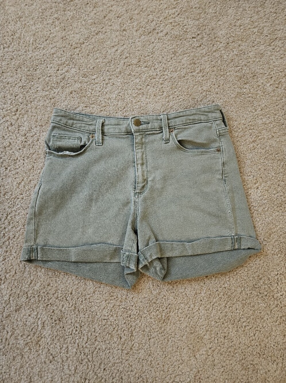 Universal Thread Women's Size 8/29 High Rise Midi Casual Sage Green Denim Shorts